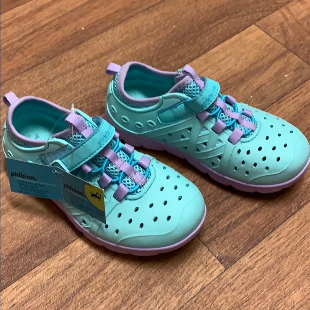 Stride rite phibian made2play sneaker sandal